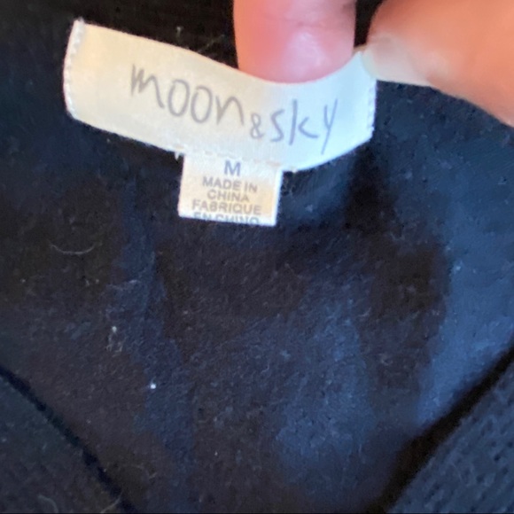 Long sleeve black sweater - Picture 3 of 8